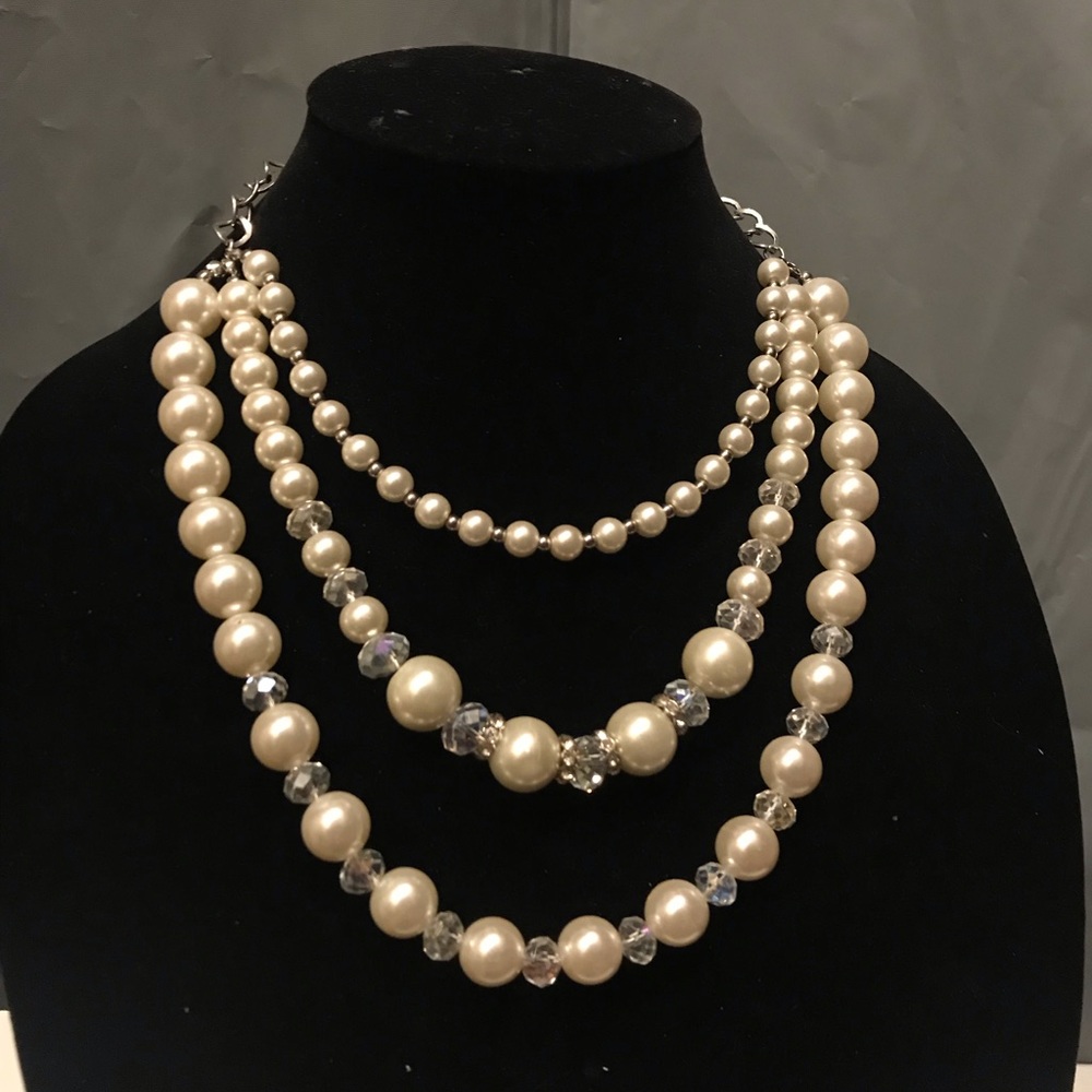 Pearl necklace